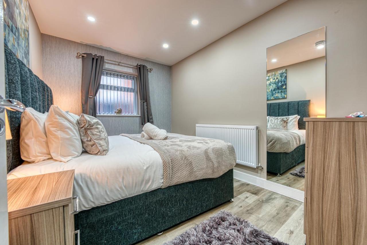 Stylish House - B'Ham Airport And Nec, Jlr Solihull, Business & Leisure Stays - Aspen House Oda fotoğraf