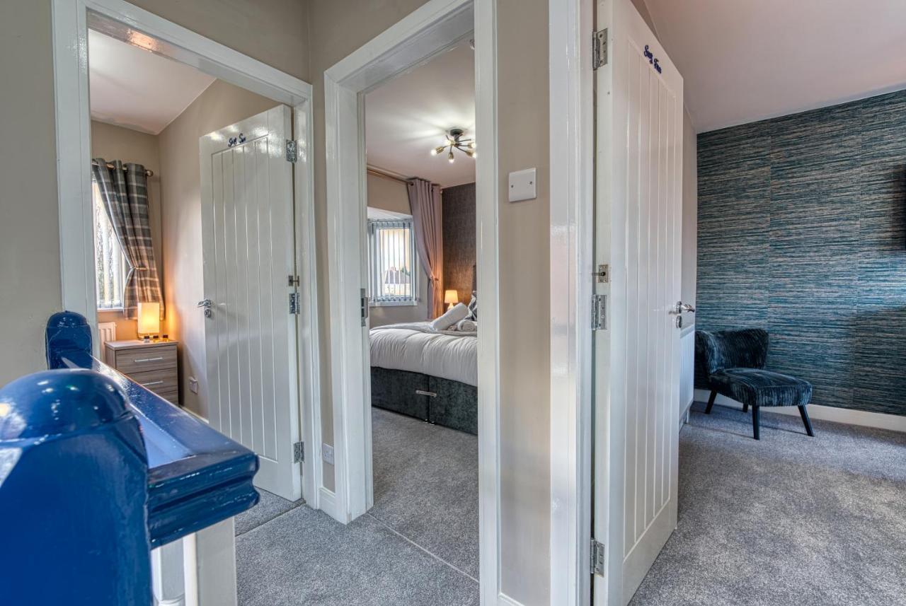 Stylish House - B'Ham Airport And Nec, Jlr Solihull, Business & Leisure Stays - Aspen House Oda fotoğraf
